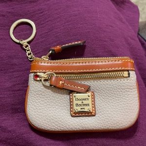 Dooney & Bourke gray pebble leather credit card w/key chain